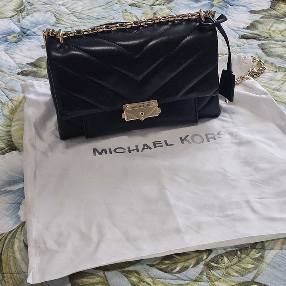 MICHAEL KORS CECE MEDIUM QUILTED LEATHER CONVERTIBLE SHOULDER BAG - Picture 13 of 16